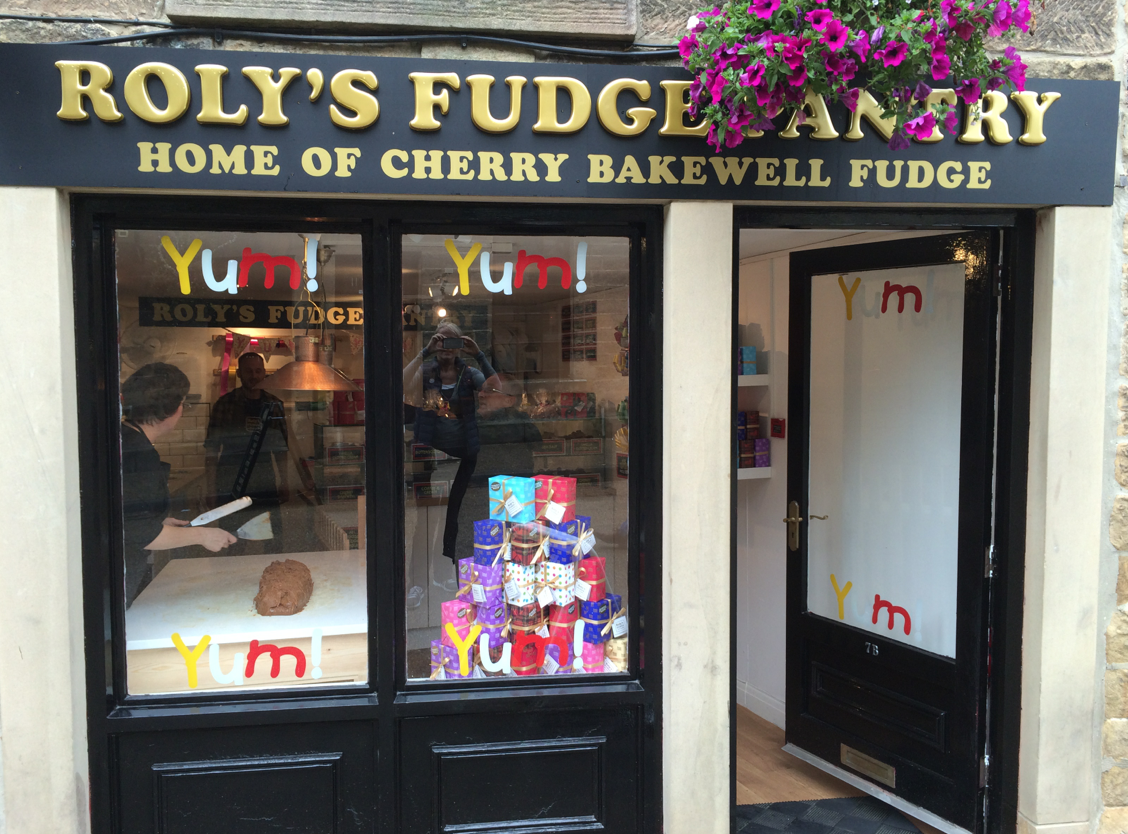 Roly's Fudge Bakewell